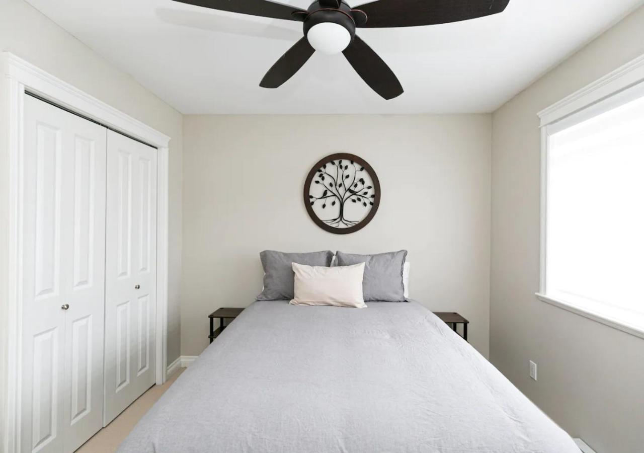 Bellamy Manor Large Home With 5Beds! In Langford Victoria Exterior foto