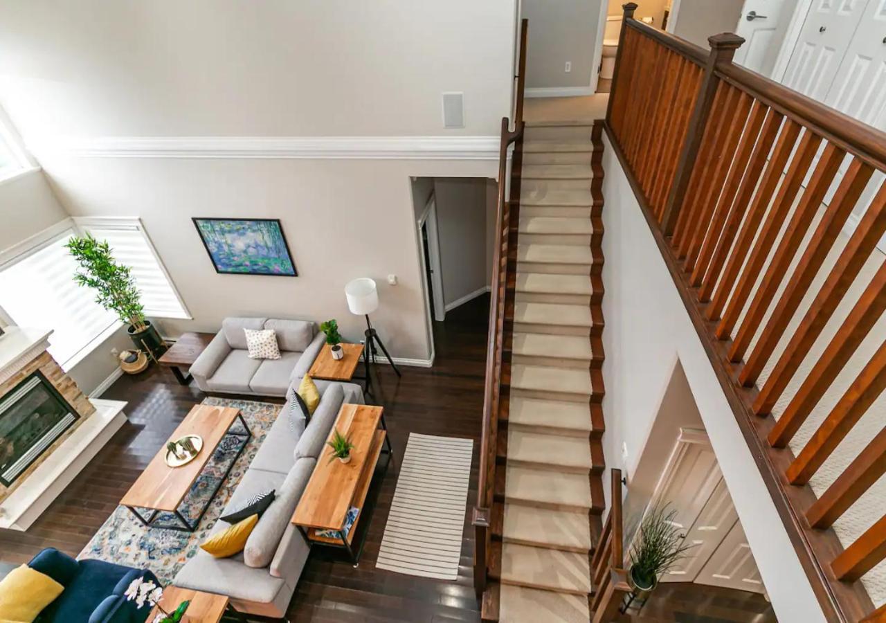 Bellamy Manor Large Home With 5Beds! In Langford Victoria Exterior foto